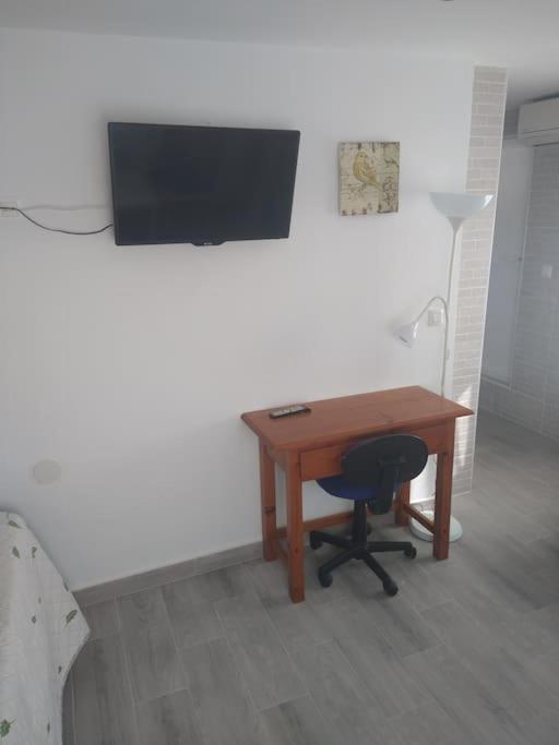 Апартаменты Atico/Estudio Cerca Del Centro De Jerez Херес-де-ла-Фронтера Экстерьер фото