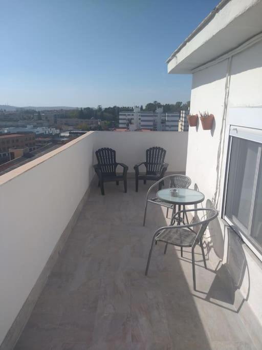 Апартаменты Atico/Estudio Cerca Del Centro De Jerez Херес-де-ла-Фронтера Экстерьер фото